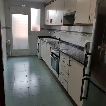 Ciencias Y Playa Apartment *